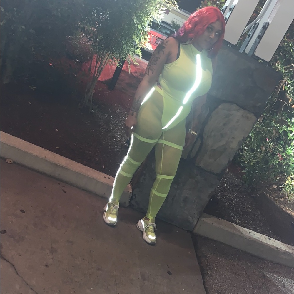 Fashionova 2pc outfit neon green
